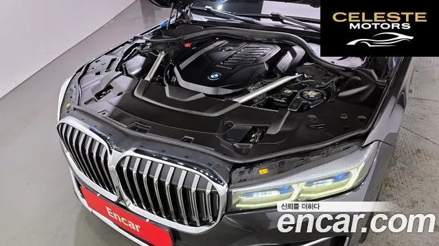 BMW Série 7 (G11) 740Li xDrive Design Pure Excellence 2021 — photo 6 sur 20