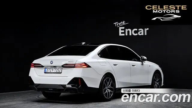 BMW Série 5 (G60) 520i M Sport 2025 — photo 2 sur 20