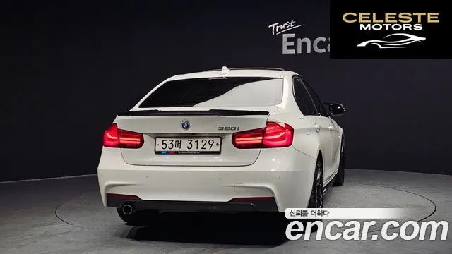 BMW Série 3 (F30) 320i M Sport 2016 — photo 4 sur 20