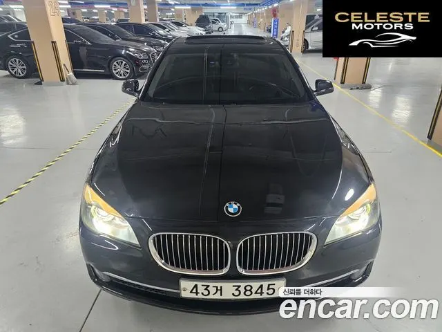 BMW Série 7 (F01) 740i 2012 — photo 2 sur 26