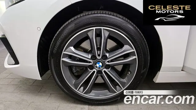 BMW Série 1 (F40) 120i Sport 2022 — photo 5 sur 20