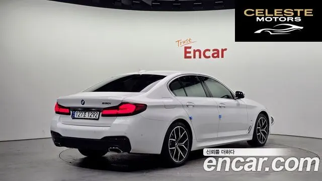 BMW Série 5 (G30) 530i M Sport 2021 — photo 2 sur 20