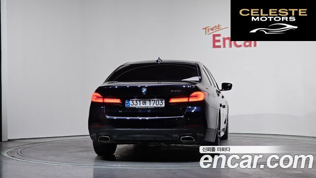 BMW Série 5 (G30) 520i M Sport 2022 — photo 4 sur 20