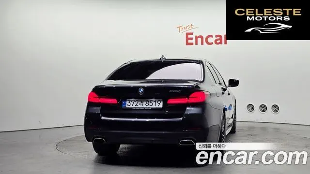 BMW Série 5 (G30) 520i M Sport 2022 — photo 4 sur 20