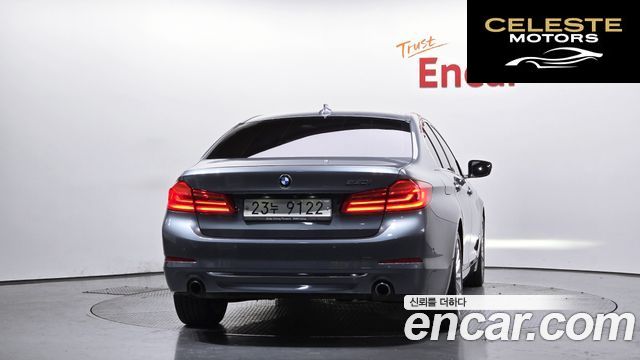 BMW Série 5 (G30) 530i Luxury Plus 2019 — photo 4 sur 20