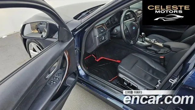 BMW Série 3 (F30) 328i 2013 — photo 11 sur 20
