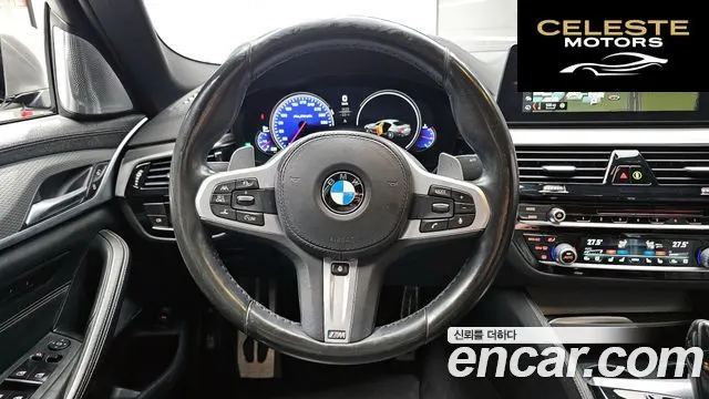 BMW Série 5 (G30) M550d xDrive 2018 — photo 13 sur 20