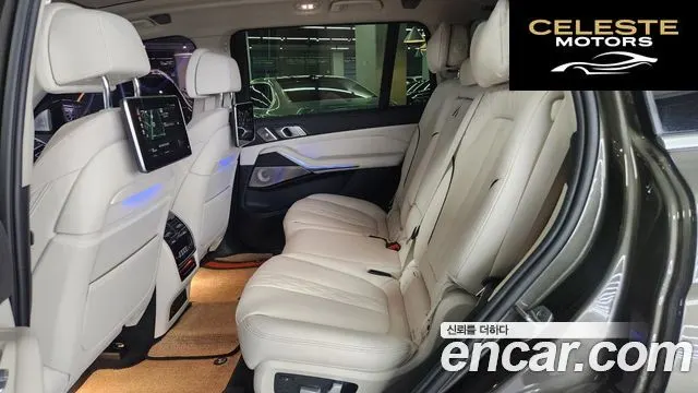 BMW X7 (G07) xDrive 40i Design Pure Excellence 7 places 2022 — photo 13 sur 26