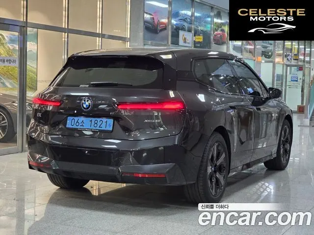 BMW iX xDrive50 Sport Spécial Edition 2025 — photo 3 sur 26