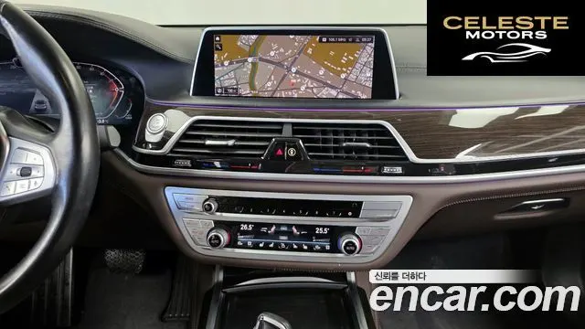 BMW Série 7 (G11) 740d xDrive Design Pure Excellence 2021 — photo 14 sur 26