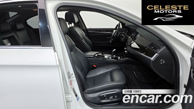 BMW Série 5 (F10) 528i Luxury Plus 2015 — photo 11 sur 26