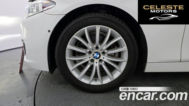 BMW Série 5 (F10) 528i Luxury Plus 2015 — photo 5 sur 26