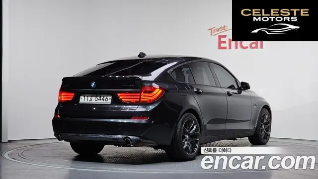 BMW Série 5 GT (F07) GT xDrive 2011 — photo 2 sur 20