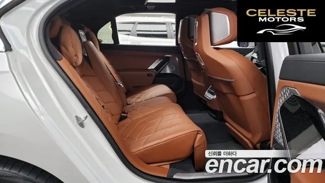 BMW i7 (G70) xDrive 60 Design Pure Excellence 2023 — photo 12 sur 20