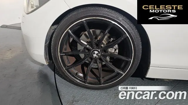 BMW Série 1 (F20) 118d 1 5portes 2014 — photo 4 sur 26