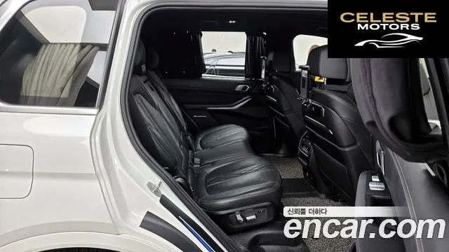 BMW X7 (G07) xDrive 40i M Sport 7 places 2024 — photo 12 sur 20