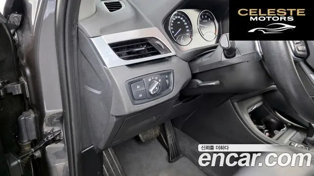 BMW X1 (F48) xDrive 20i 2020 — photo 17 sur 20