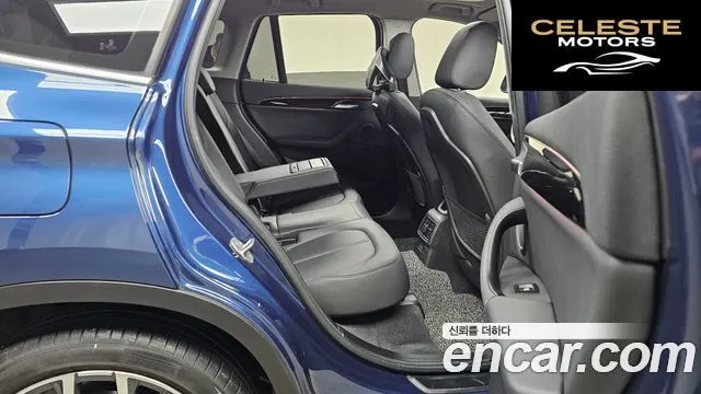 BMW X1 (F48) xDrive 20i xLine 2022 — photo 12 sur 20