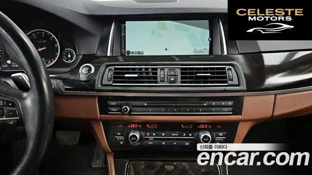 BMW Série 5 (F10) 528i M Aéro Dynamic 2016 — photo 15 sur 20