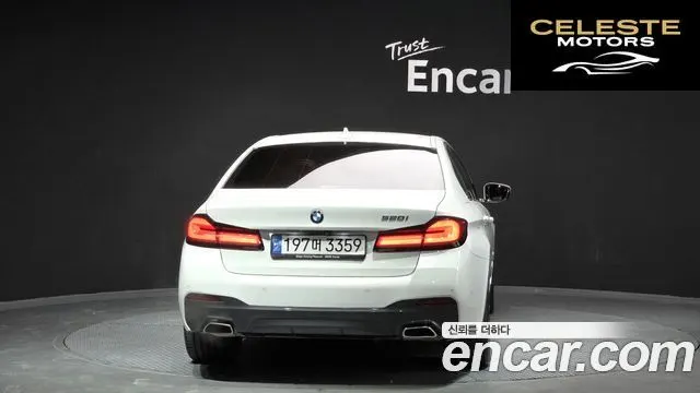 BMW Série 5 (G30) 520i M Sport 2022 — photo 4 sur 26
