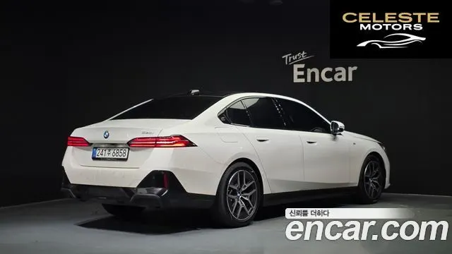 BMW Série 5 (G60) 520i M Sport 2025 — photo 2 sur 20