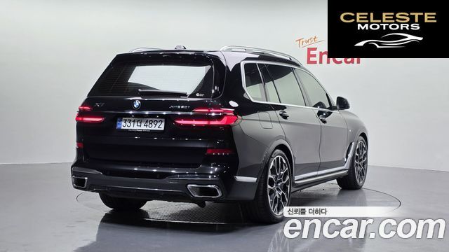 BMW X7 (G07) xDrive 40i M Sport 6 places 2024 — photo 2 sur 20
