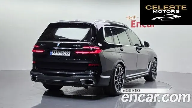 BMW X7 (G07) xDrive 40i M Sport 6 places 2024 — photo 2 sur 20