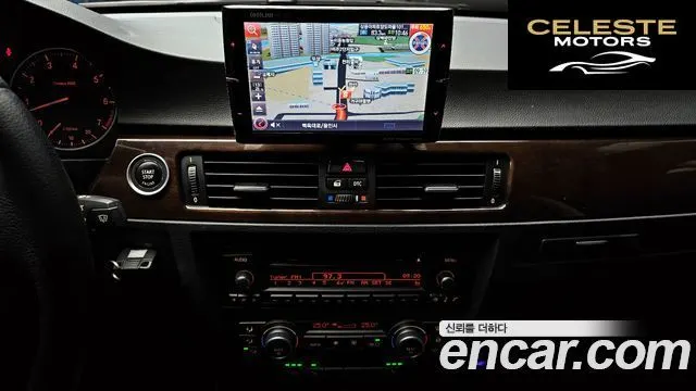 BMW Série 3 (E90) 320i Berline 2009 — photo 14 sur 20