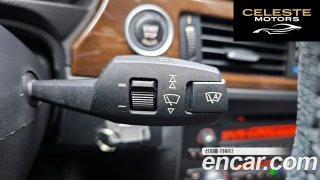 BMW Série 3 (E90) 320i Berline 2009 — photo 16 sur 20