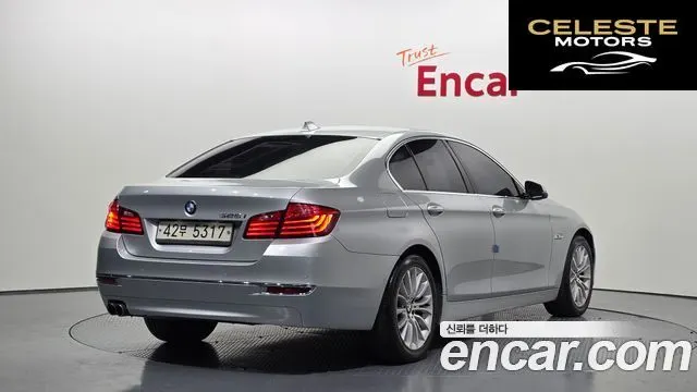 BMW Série 5 (F10) 528i Luxury 2014 — photo 2 sur 20
