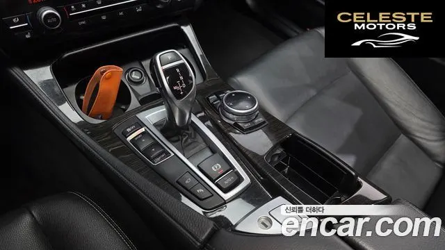 BMW Série 5 (F10) 528i Luxury 2014 — photo 9 sur 20
