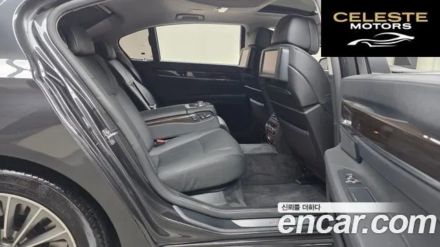 BMW Série 7 (F01) 750Li 2010 — photo 12 sur 20