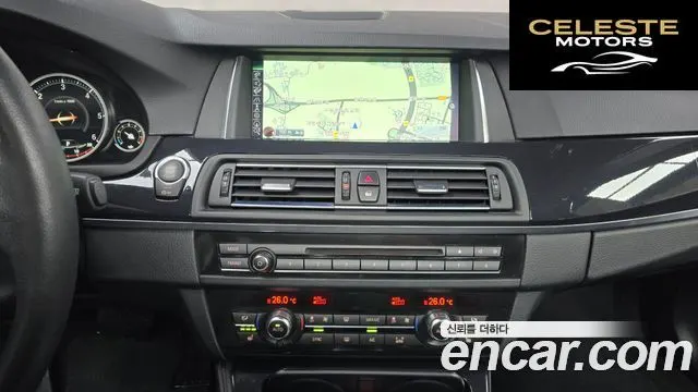 BMW Série 5 (F10) 520d xDrive M Aéro Dynamic 2016 — photo 14 sur 20