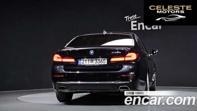 BMW Série 5 (G30) 530e Luxury 2022 — photo 4 sur 20