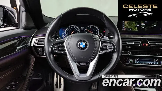 BMW Série 5 (G30) 530d M Sport 2018 — photo 13 sur 20