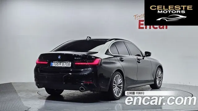 BMW Série 3 (G20) 320i 2021 — photo 2 sur 20