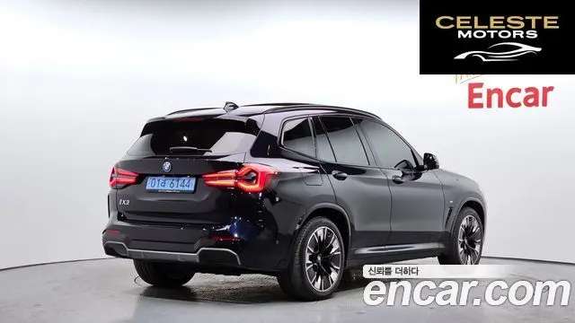 BMW iX3 M Sport 2024 — photo 2 sur 26