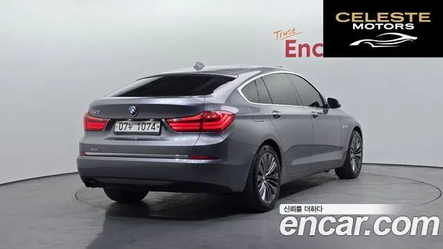 BMW Série 5 GT (F07) GT 30d xDrive 2015 — photo 2 sur 20