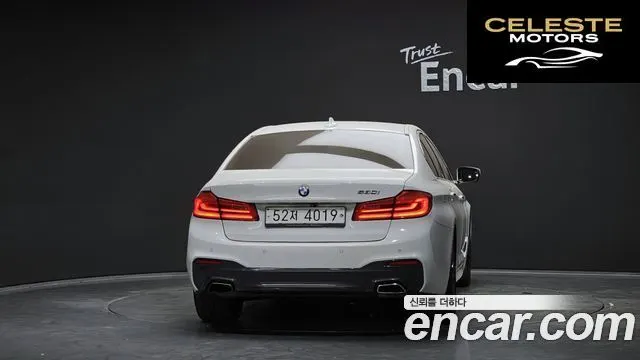 BMW Série 5 (G30) 530i M Sport 2018 — photo 4 sur 20