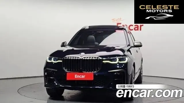 BMW X7 (G07) M50i 6 places 2021 — photo 2 sur 26