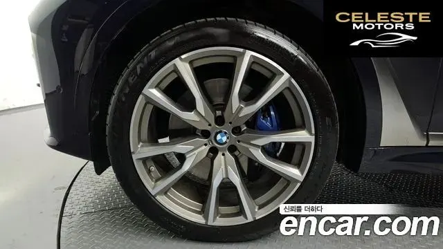 BMW X7 (G07) M50i 6 places 2021 — photo 4 sur 26