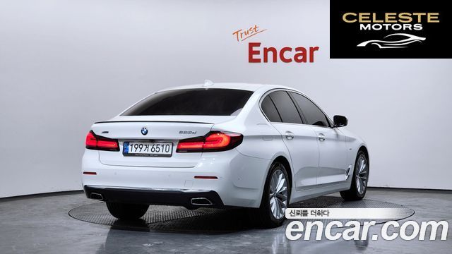 BMW Série 5 (G30) 523d xDrive Luxury 2022 — photo 2 sur 20