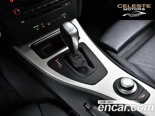 BMW Série 3 (E90) 328i Berline Sport 2007 — photo 9 sur 26