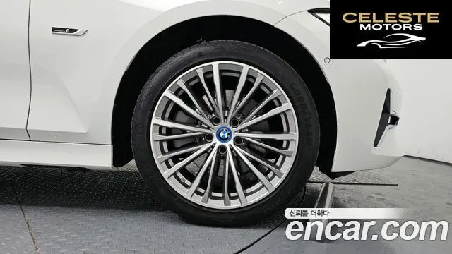 BMW Série 3 (G20) 320e Luxury 2022 — photo 5 sur 20