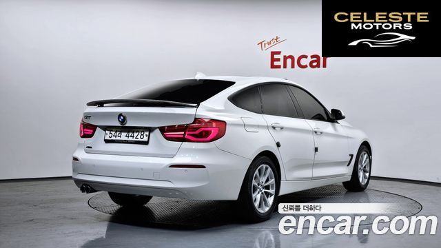 BMW Série 3 GT (F34) GT 320d xDrive 2018 — photo 2 sur 20