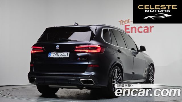 BMW X5 (G05) M50i 2022 — photo 2 sur 26