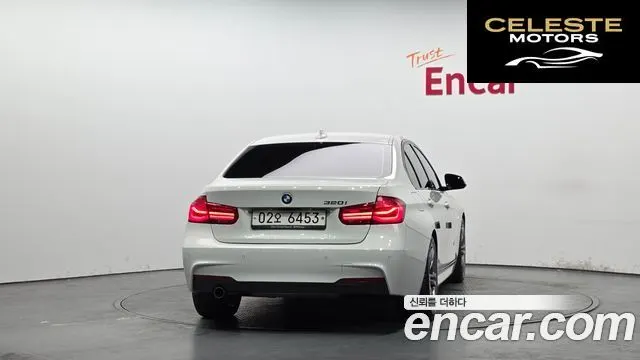 BMW Série 3 (F30) 320i M Sport 2018 — photo 4 sur 26