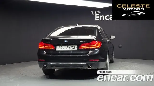 BMW Série 5 (G30) 530i xDrive Luxury Plus 2019 — photo 4 sur 20