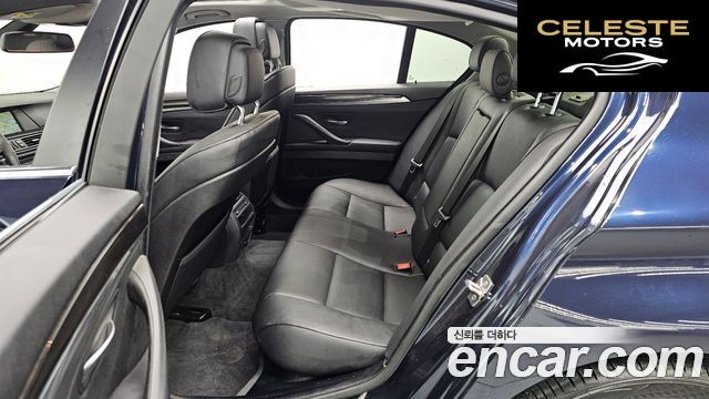 BMW Série 5 (F10) 528i 2012 — photo 12 sur 26