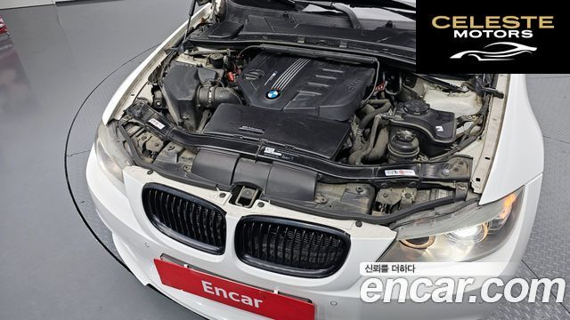 BMW Série 3 (E90) 320d Berline Noir Blanc 2011 — photo 6 sur 20